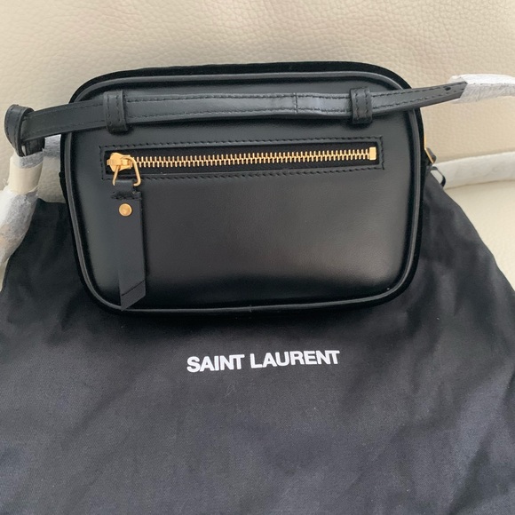 ❌SOLD❌ YVES SAINT LAURENT BELT BAG - Picture 3 of 5